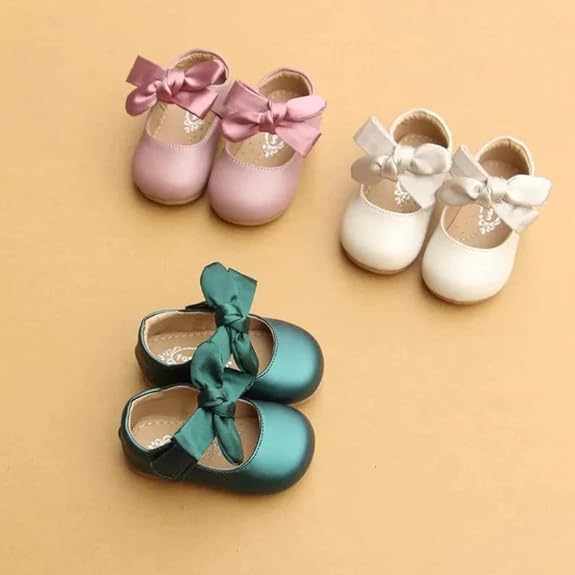 Baby Classics Pre-Walker Shoes Girl's Bow Mary Jane Flats - Cat & Jack - S0008