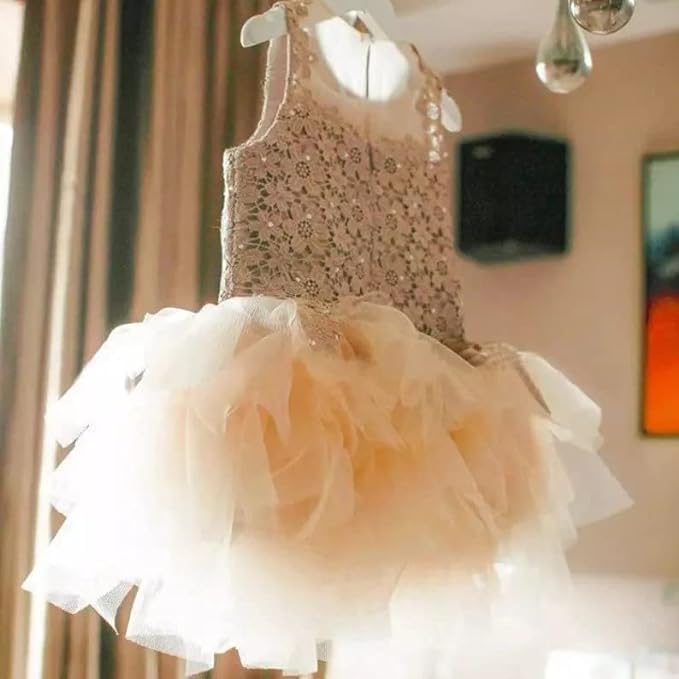 Beautiful knee-length princess dress in floral lace for girls - G0014