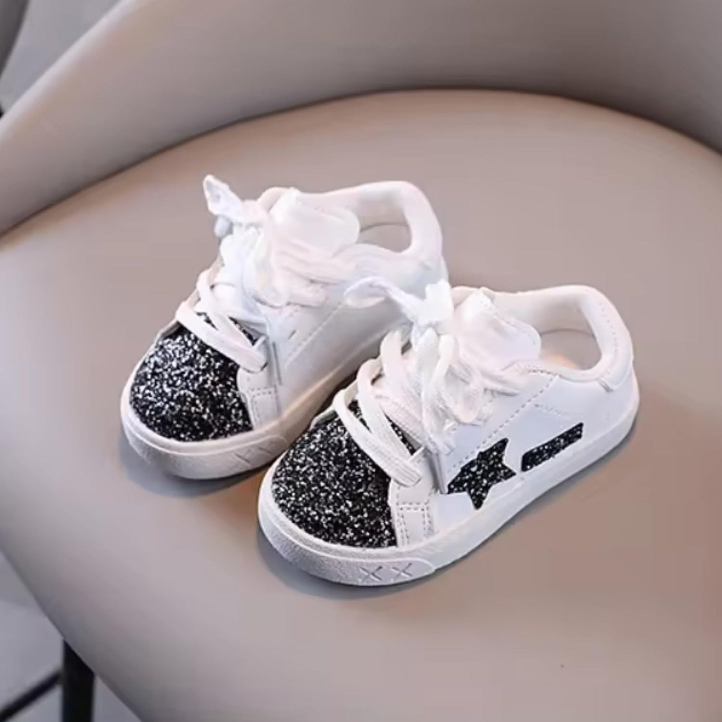 Little Girl's Glitter Sneakers - Back to School Shoes Stars Design - S0054