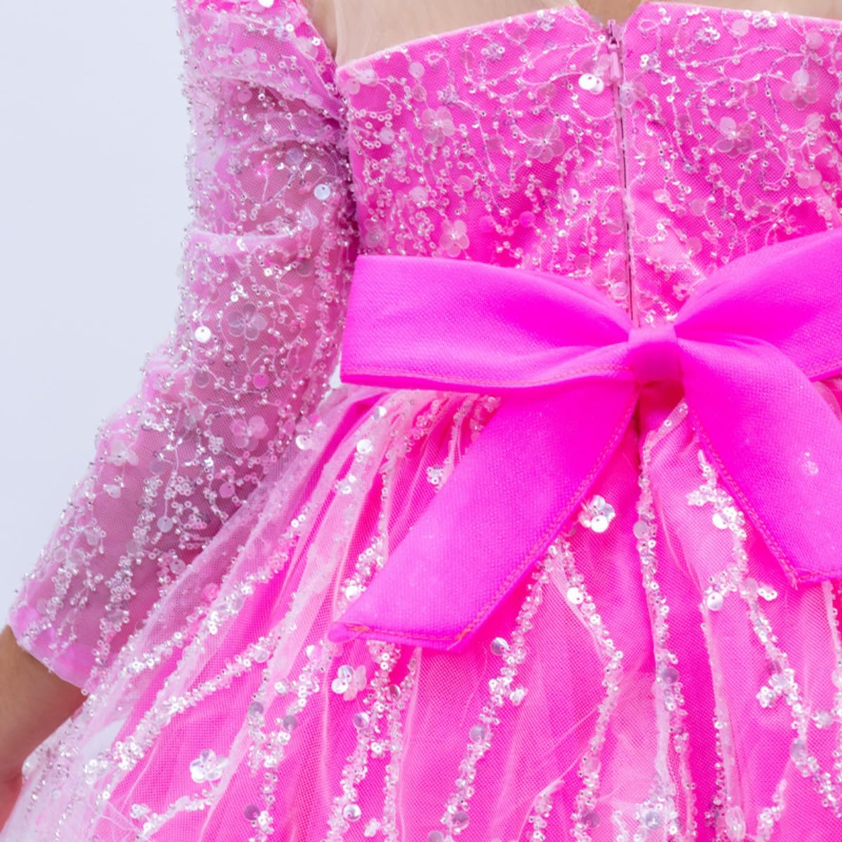 Girl's dress with sequins and puffed skirt