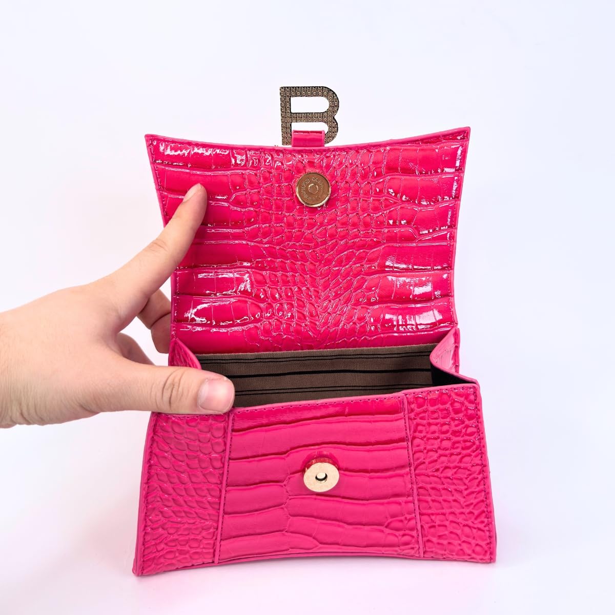 Faux Leather Handbag with Crocodile Texture
