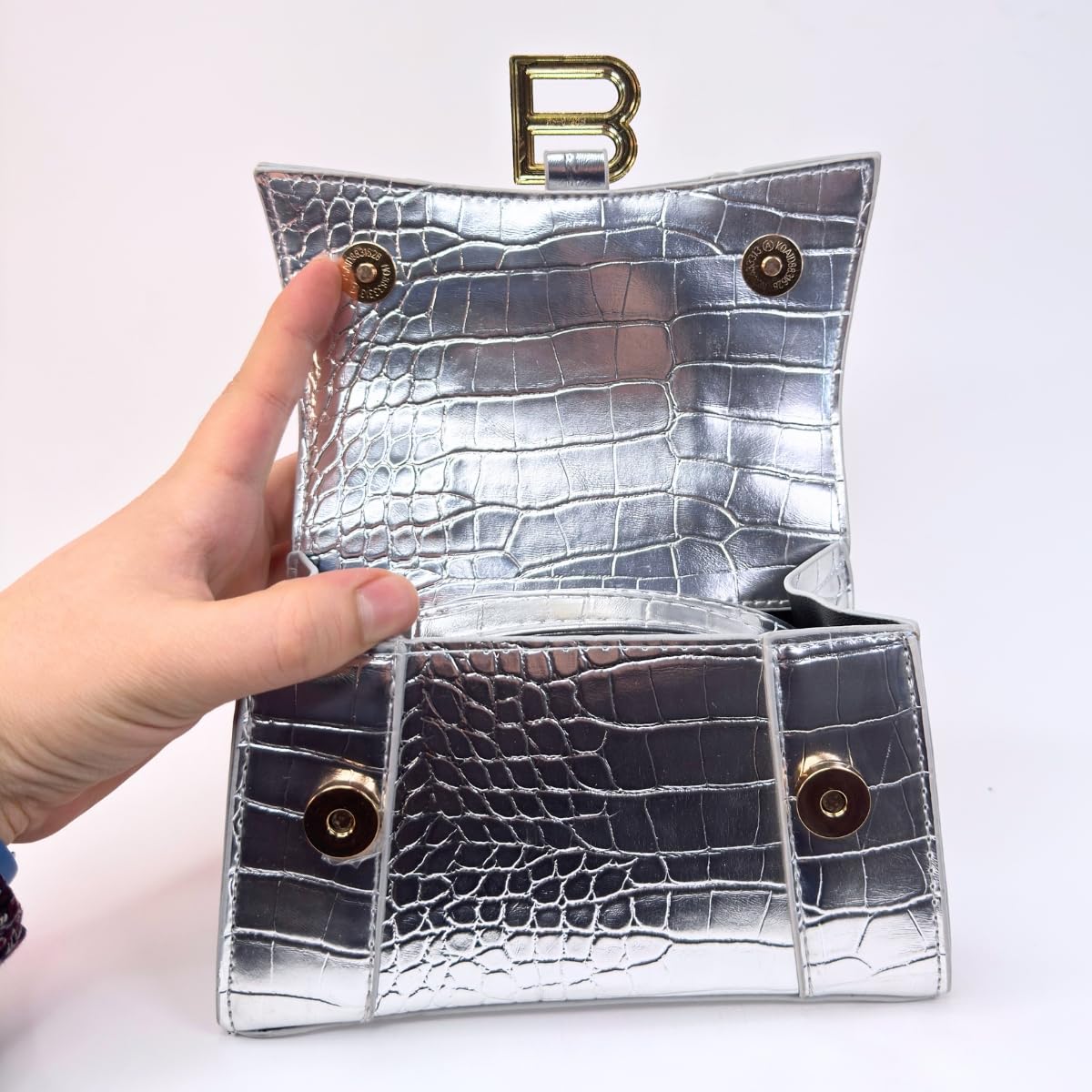 Faux Leather Handbag with Crocodile Texture