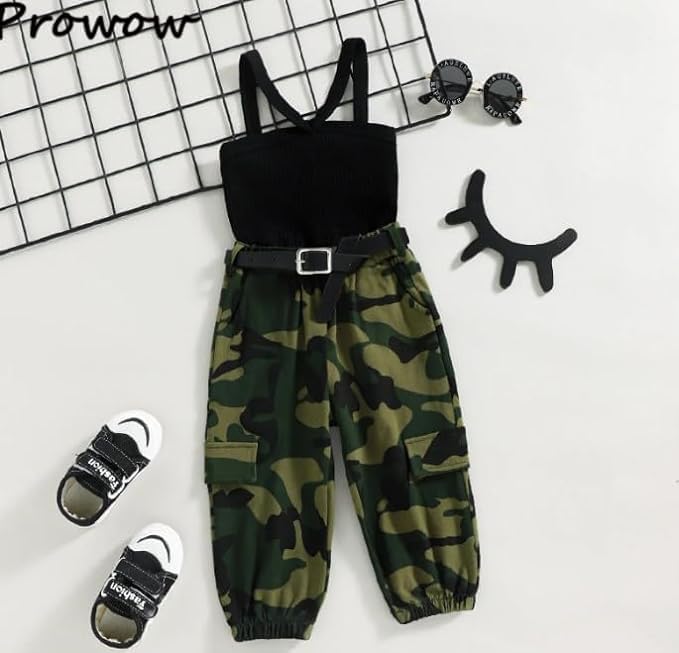 Fall clothes for girls - Sleeveless black top + Camouflage pants