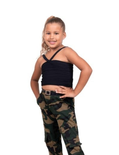 Fall clothes for girls - Sleeveless black top + Camouflage pants